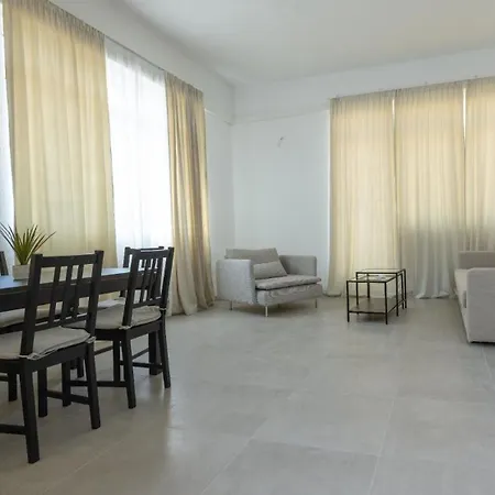 Apartmán Mit Terrasse In Kastel Kabelovac