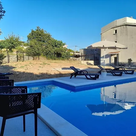 Mit Terrasse In Kastel Kabelovac Apartmán *